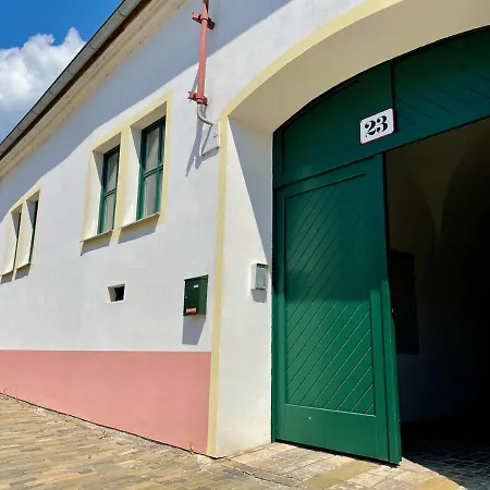 Lägenhet Bezauberndes Gaestehaus In *